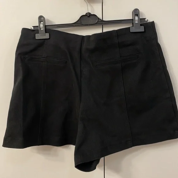 COPY - Shorts - Picture 7 of 7